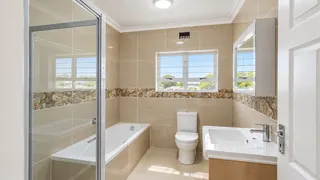 Hatton Estate property photograph 10