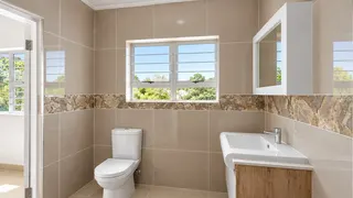 Hatton Estate property photograph 15