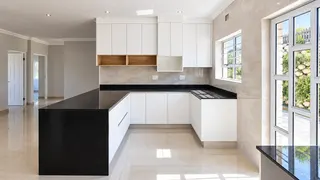 Hatton Estate property photograph 4
