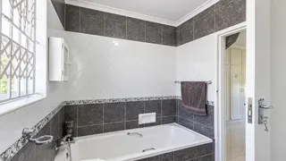 Westville property photograph 23