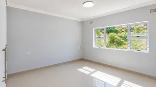 Hatton Estate property photograph 14